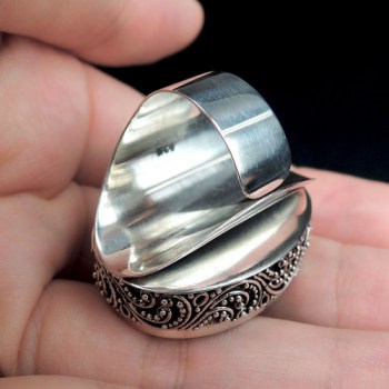 Zilveren ring met grote Abalone schelp bewerkte kop